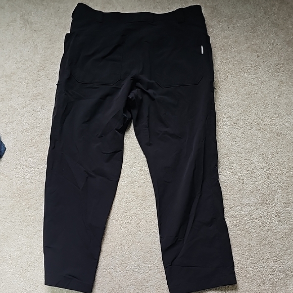 Flexpedition Duluth Trading Co Men's Black Pants - Picture 3 of 6